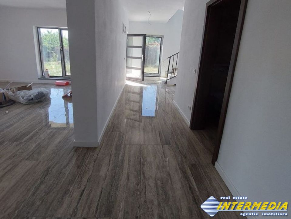 Casa Noua de vanzare Zona Cetate – fotografia 18 din 18