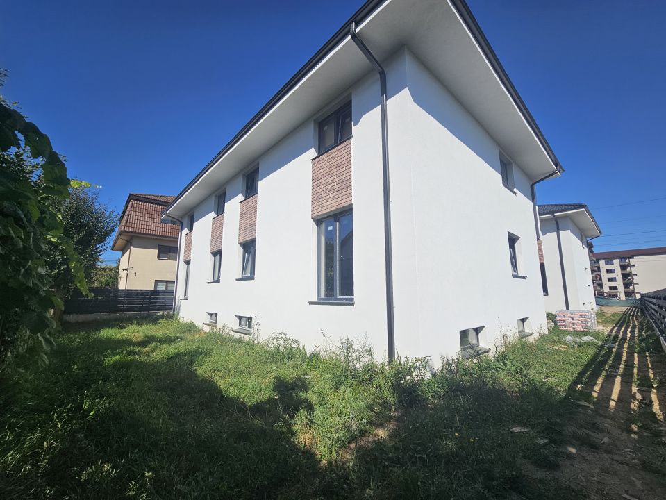 Duplex modern cu garaj in Floresti – fotografia 3 din 7