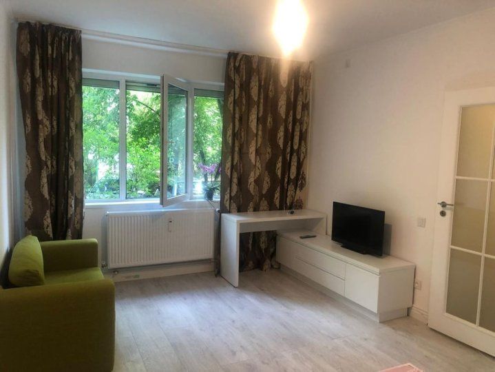 Garsoniera de vanzare | Domenii | Renovat | Reabilitat | Metrou – fotografia 1 din 7