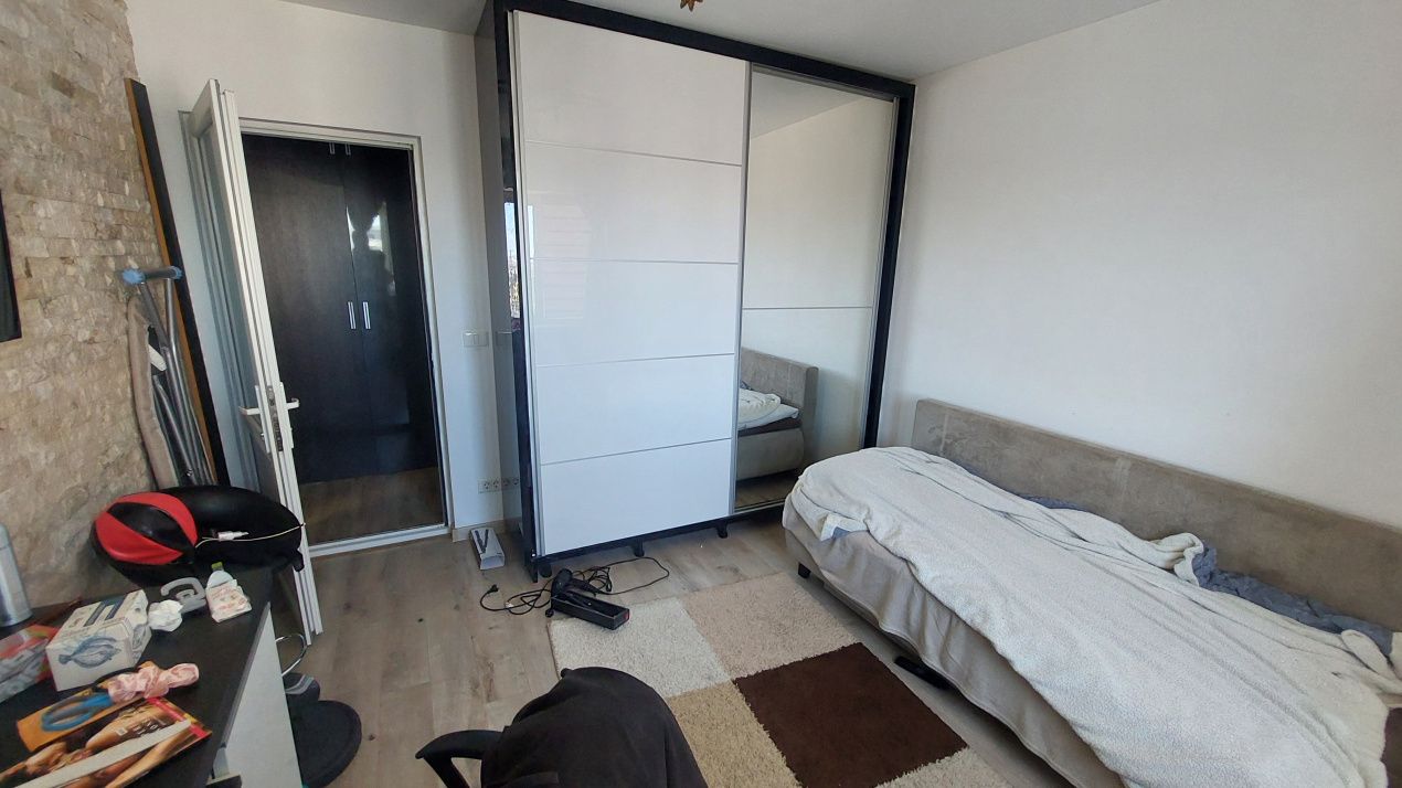 Apartament doua camere semidecomandat, 56 mp, Craiovita zona Triaj – fotografia 2 din 6