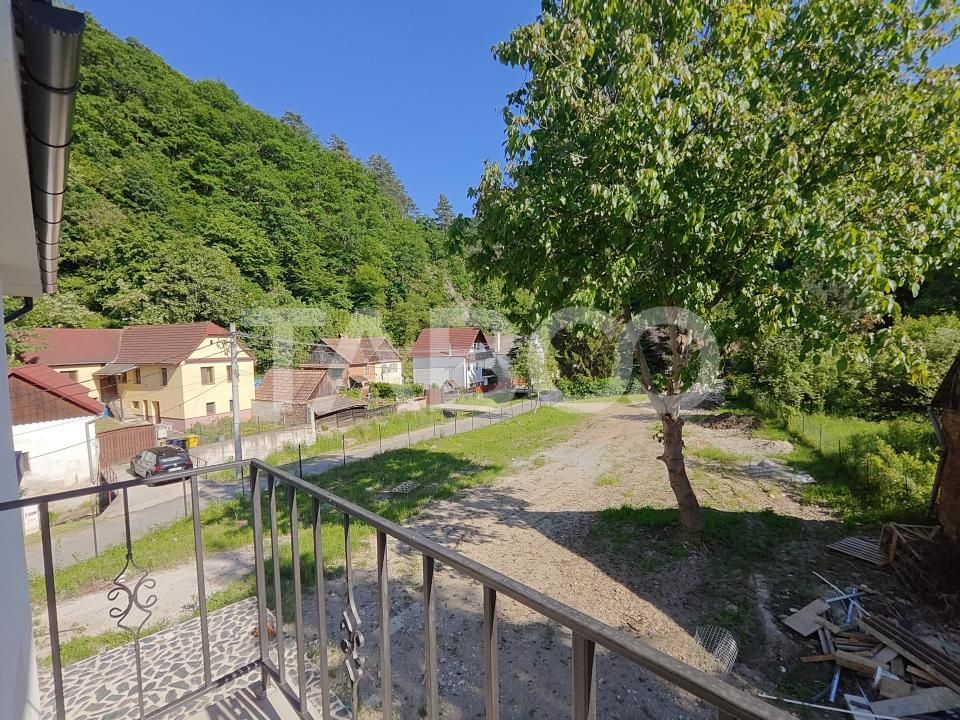 Casa spatioasa - aer curat si priveliste spre munti - teren 1203 mp – fotografia 9 din 29