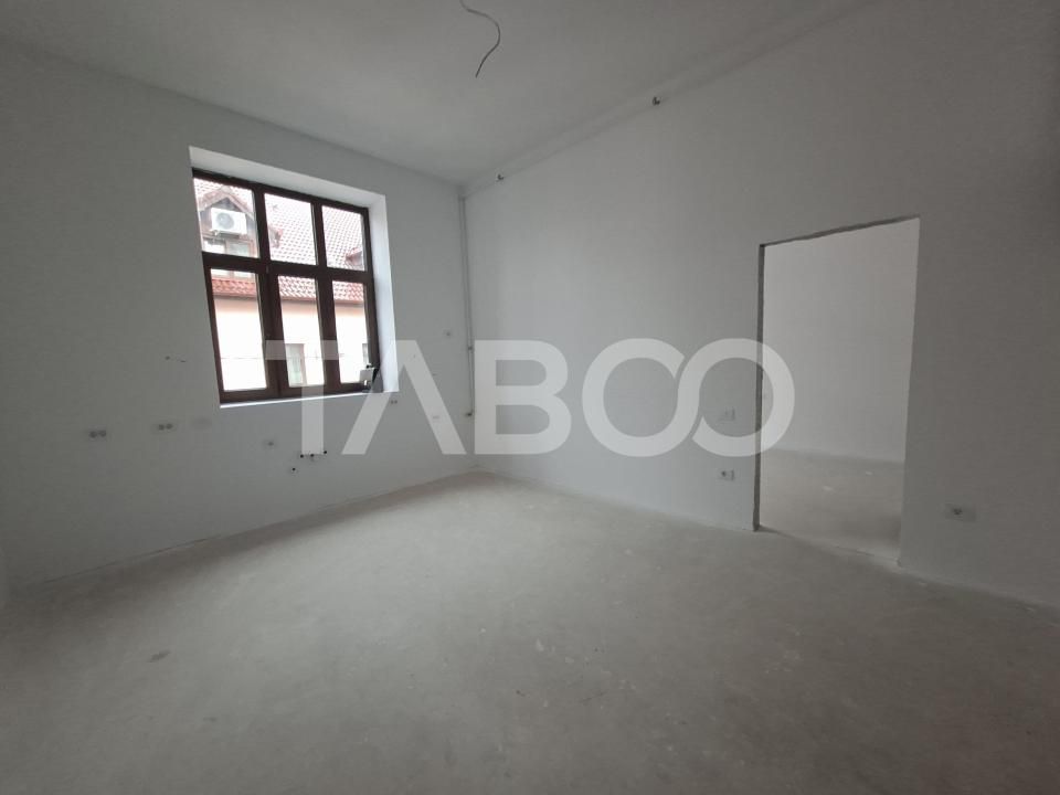 Apartament de vanzare 3 camere 3 bai zona centrala - predare la ALB – fotografia 1 din 11