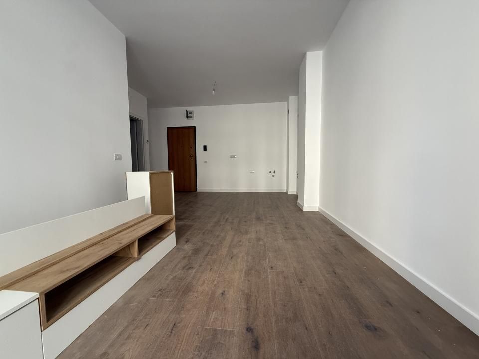 Apartament 2 camere, open-space, parter - Torontalului – fotografia 2 din 6