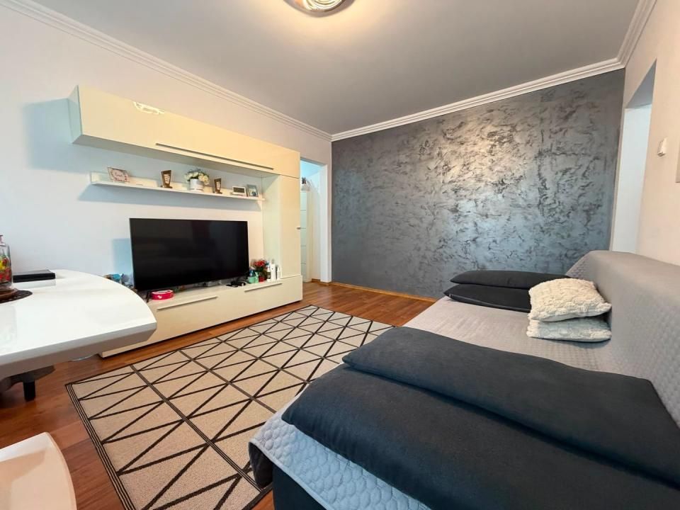 3 camere | etaj 1 | centrala proprie | mobilat,utilat | zona excelenta – fotografia 1 din 14