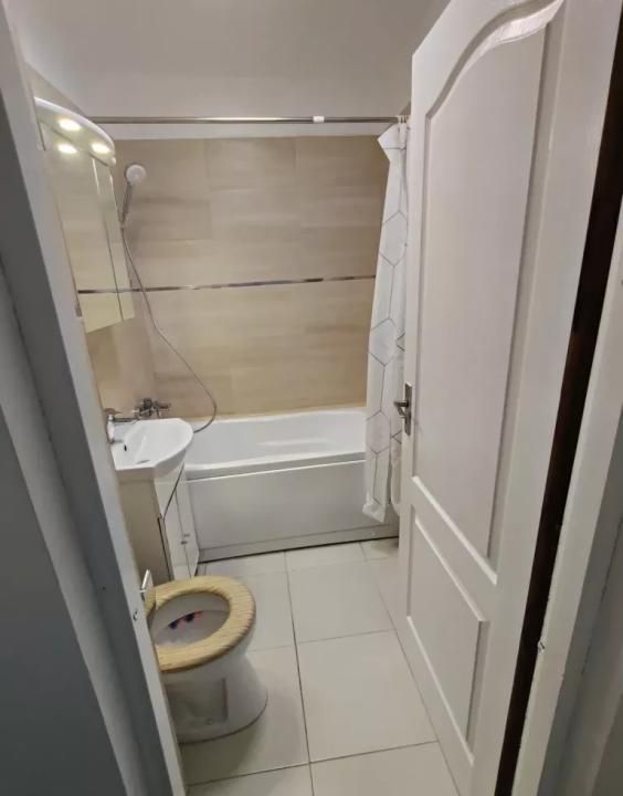2 camere | Ultracentral | Etaj intermediar | Lift | Loc parcare | – fotografia 7 din 8