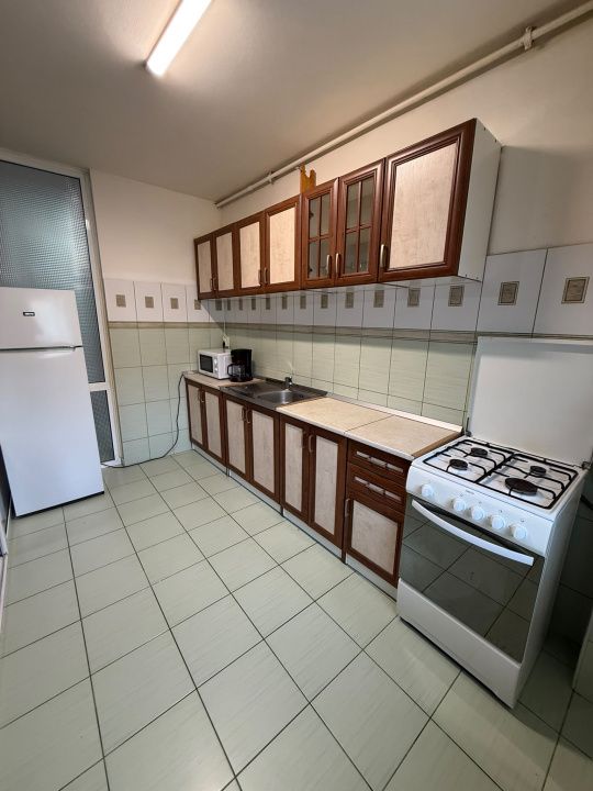 Inchiriere Apartament cu 2 Camere | Etaj 1 | Mobilat si Utilat Complet | Central – fotografia 5 din 9