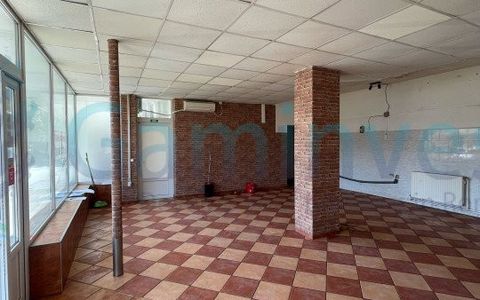 Spatiu comercial cu vitrina 80 mp de inchiriat, Piata Bucuresti, Oradea, Bihor