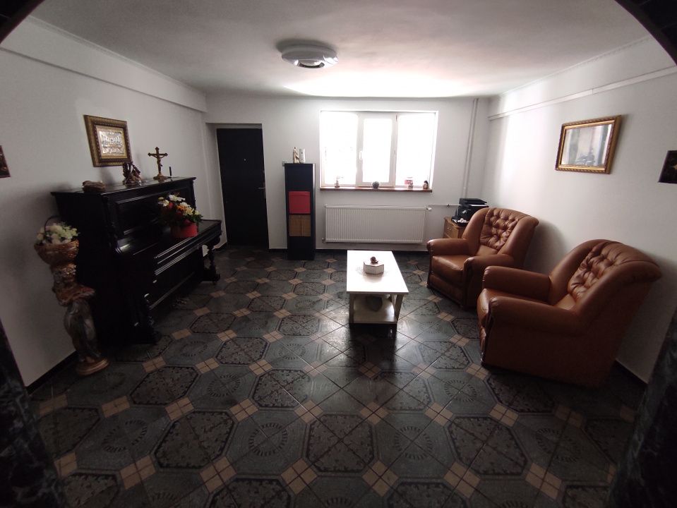 Proprietate pe 793 m² de teren | Locuință + Business– Sector 3 – fotografia 9 din 26