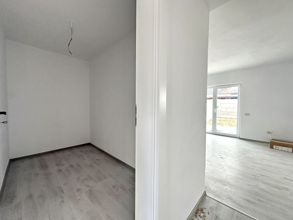 Duplex elegant, 3 camere, 80 mp utili, 325 mp teren - Sanandrei – fotografia 5 din 8