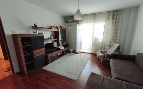 2 Camere de inchiriat | Nerva Traian | Metrou | Decomandat