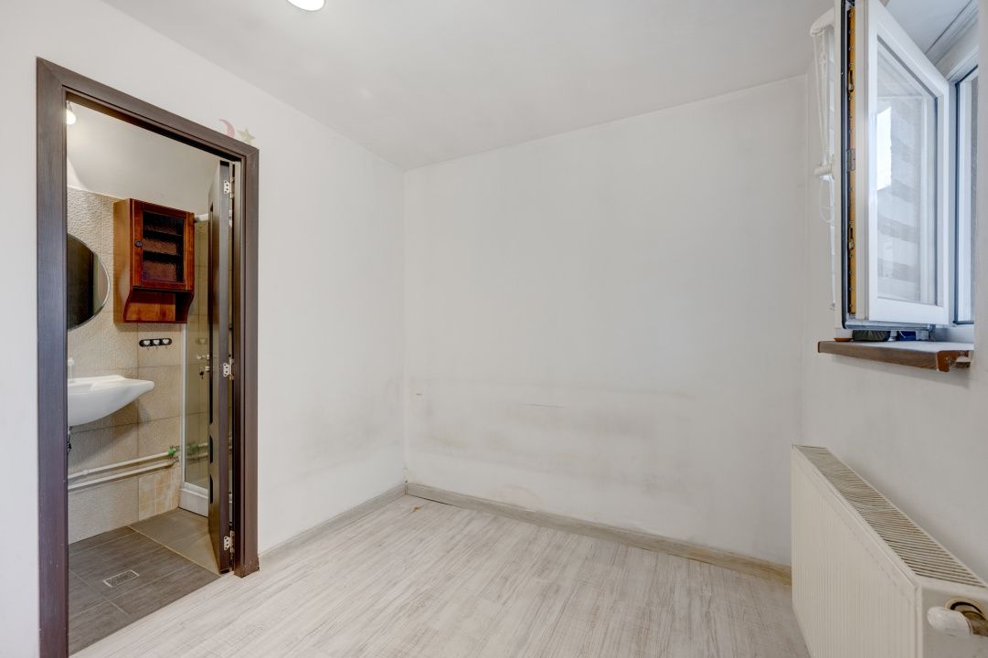 Două case. O singură curte. Mai multe feluri de a spune „acasă” – fotografia 19 din 33