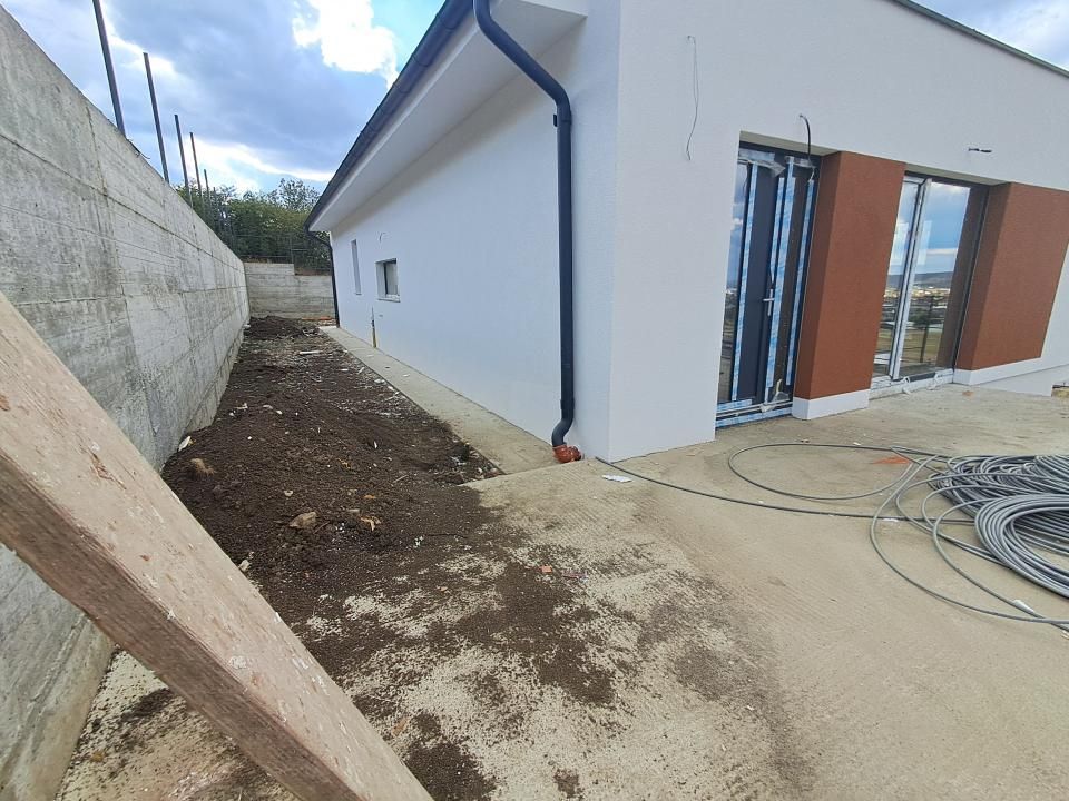 COMISION 0% CUMPARARE/Casa INDIVIDUALA teren 700mp DEZMIR – fotografia 10 din 11