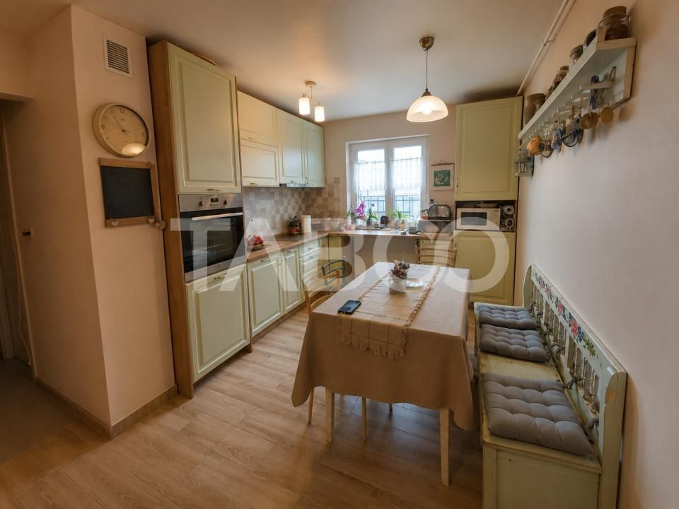 Apartament 3 camere in Manastur zona retrasa etaj intermediar – fotografia 4 din 7