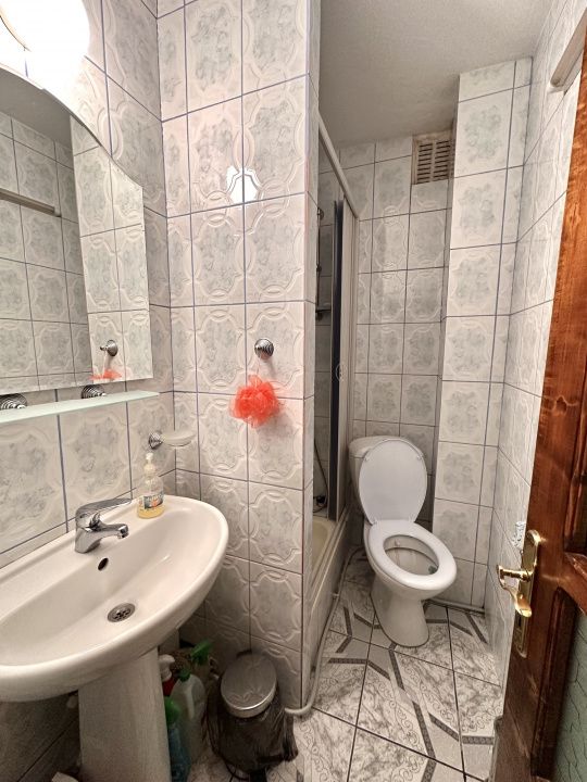 Vanzare Apartament 4 camere modificat in 3 CETATE M-uri vedere Parc 2 bai 2 balc – fotografia 6 din 17