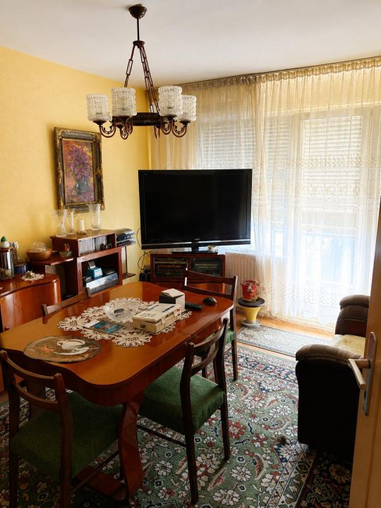 Apartament cu 4 camere de vânzare -Reghin -Făgărașului etaj 2 – fotografia 2 din 10