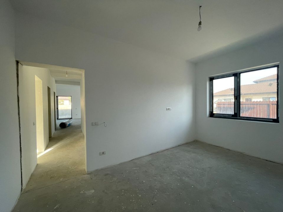 Duplex cu 4 camere pe parter - Mosnita Noua – fotografia 4 din 11