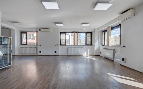 SPATIU DE BIROURI  ÎN ZONA KISELEFF – AVIATORILOR!