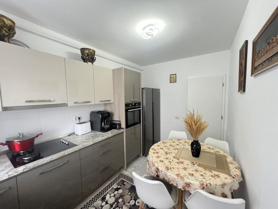 Apartament-2-Camere-Decomandat-Mobilat-Utilat-Parcare-Incalzire-Pardoseala – fotografia 10 din 14