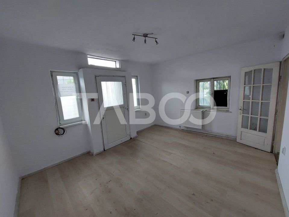 Spatiu birou de inchiriat 40 mp compartimentat zona Turnisor Sibiu – fotografia 2 din 5