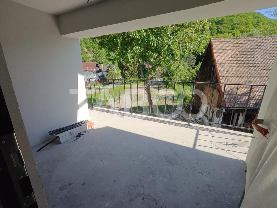 Casa spatioasa - aer curat si priveliste spre munti - teren 1203 mp – fotografia 10 din 29