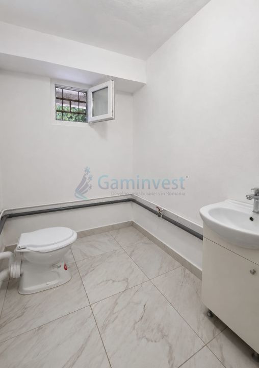 Spatiu comercial cu vizibilitate de inchiriat in Oradea, Cartierul Nufarul – fotografia 7 din 8