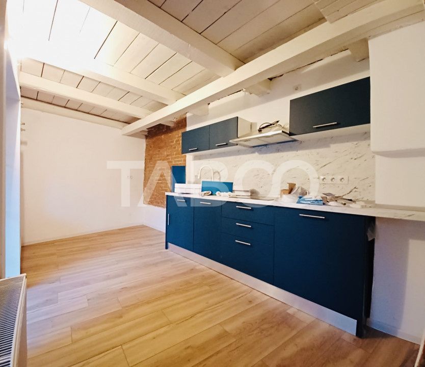 Casa de vanzare pretabila pensiune priveliste superba Fantanele Sibiu – fotografia 17 din 24