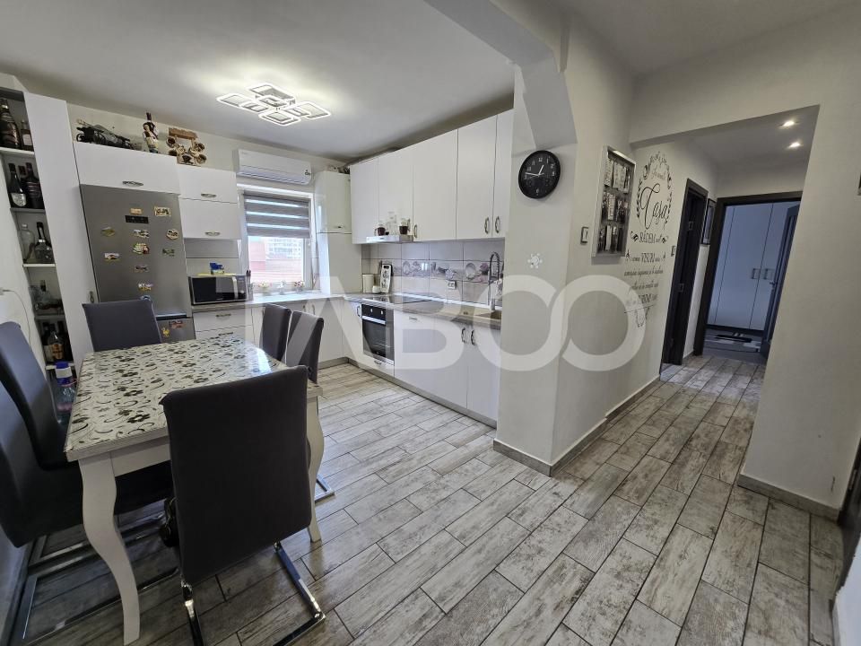 Apartament 3 camere mobilat 2 bai balcon pivnita Mihai Viteazul Sibiu – fotografia 1 din 18