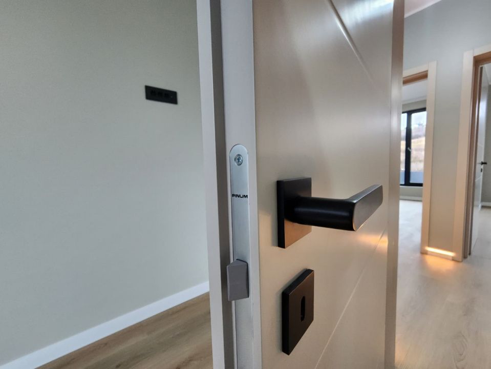 CASA INDIVIDUALA, 5 CAMERE, 3 BAI, 141 MP UTILI, 490 MP TEREN, MIROSLAVA – fotografia 5 din 19