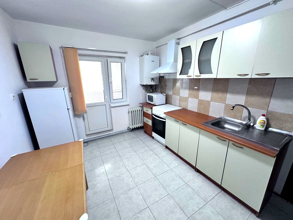 APARTAMENT 2 CAMERE I DECOMANDAT I CETATE I ETAJ 3 I MOBILAT I – fotografia 2 din 17