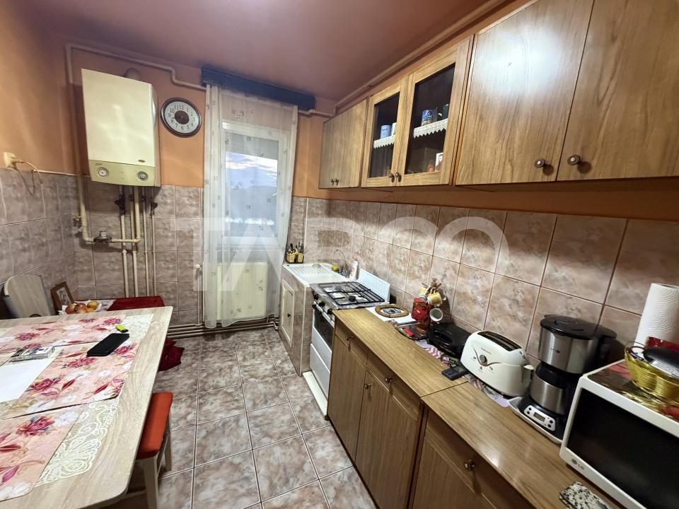 Apartament 3 camere etaj 3 boxa la subsol aer conditionat 62 mpu – fotografia 6 din 9