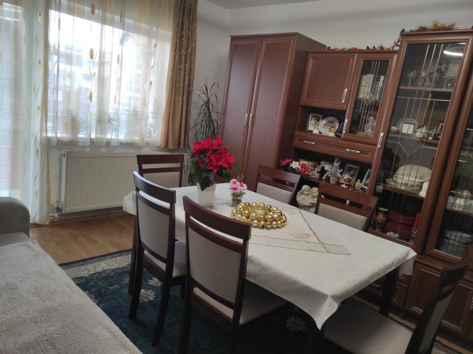 Casa unifamilială, 9 camere, 3 apartamente, 560mp teren – fotografia 13 din 13