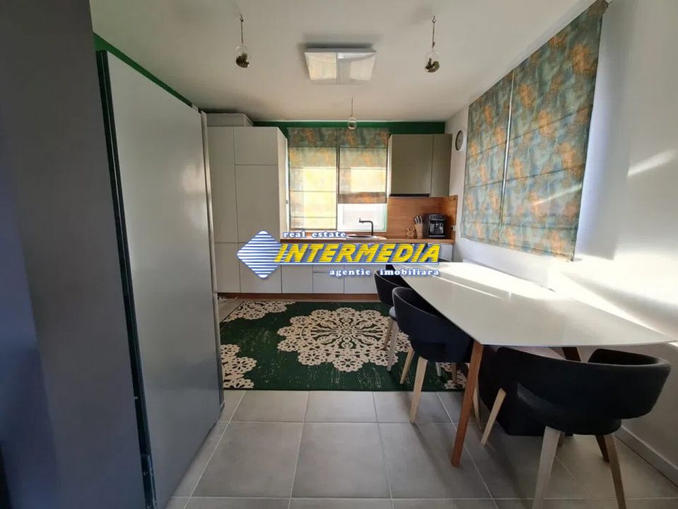 Casa individuala P+1 deosebita de vanzare in Alba Iulia zona Cetate – fotografia 15 din 17