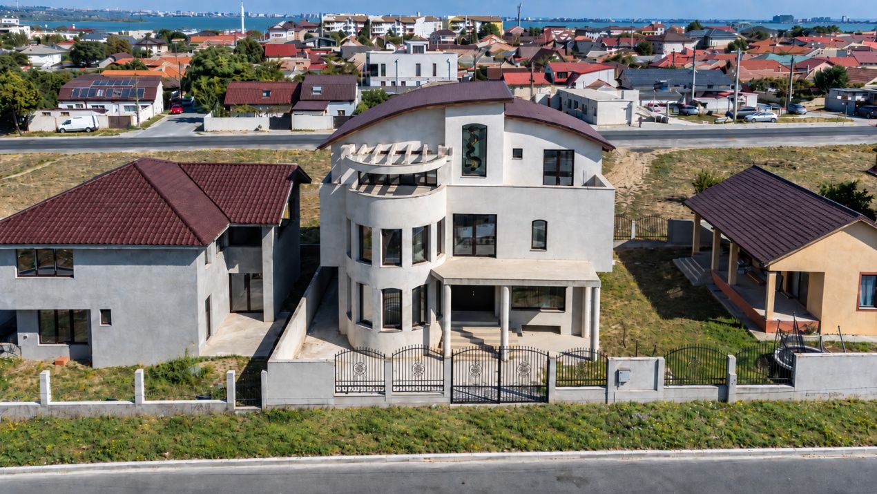 Vilă exclusivistă D+P+E+M | Ovidiu | 600 mp construiți | Finisaje de lux – fotografia 4 din 25