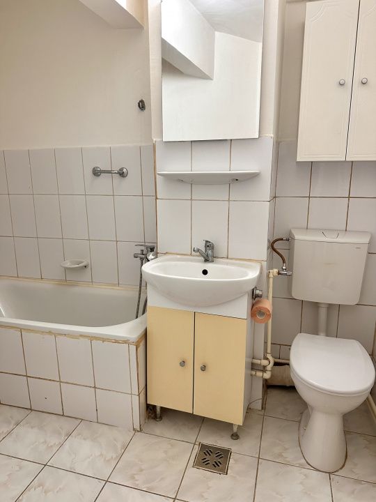 DE INCHIRIAT I GARSONIERA I DECOMANDATA I ETAJ 1 I 40 MP I – fotografia 8 din 8