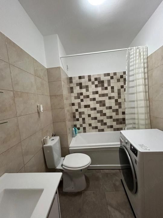 Roșu | 3 Camere | Bloc Nou | Parcare – fotografia 10 din 10