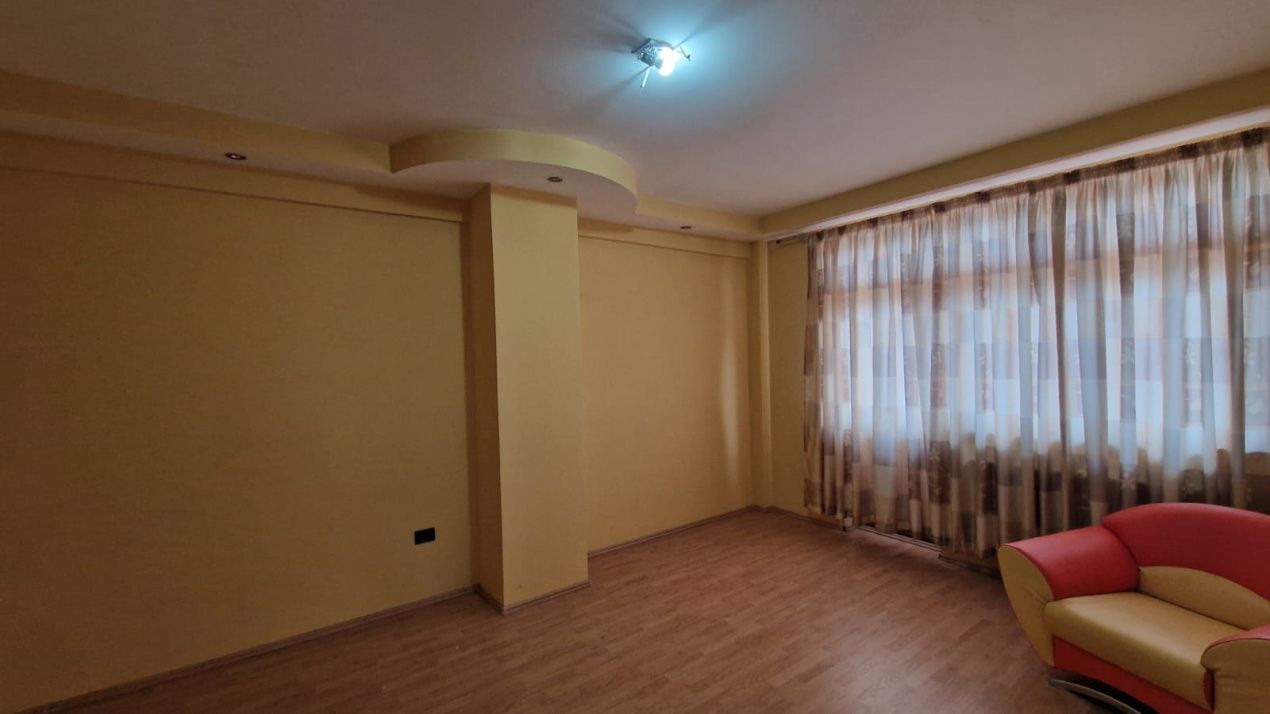 Spatiu comercial, 800mp, Rovine, zona Piata Centrala – fotografia 6 din 12