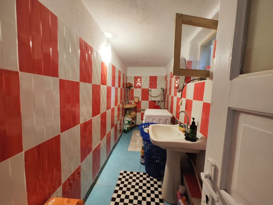 Casa 5 camere, teren 1296 mp, Craiova, zona Brestei – fotografia 13 din 20