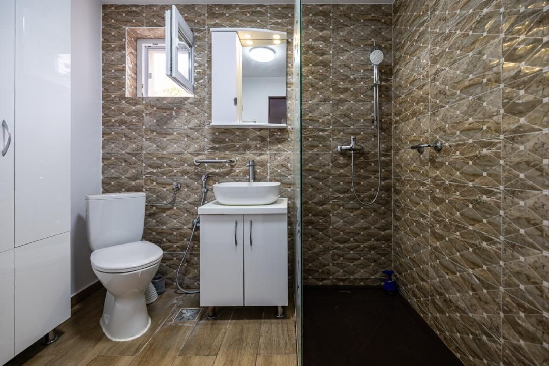 Casa parter, renovata, mobilata, gradina amenajata, str Petofi Sandor-Dumbravita – fotografia 22 din 40