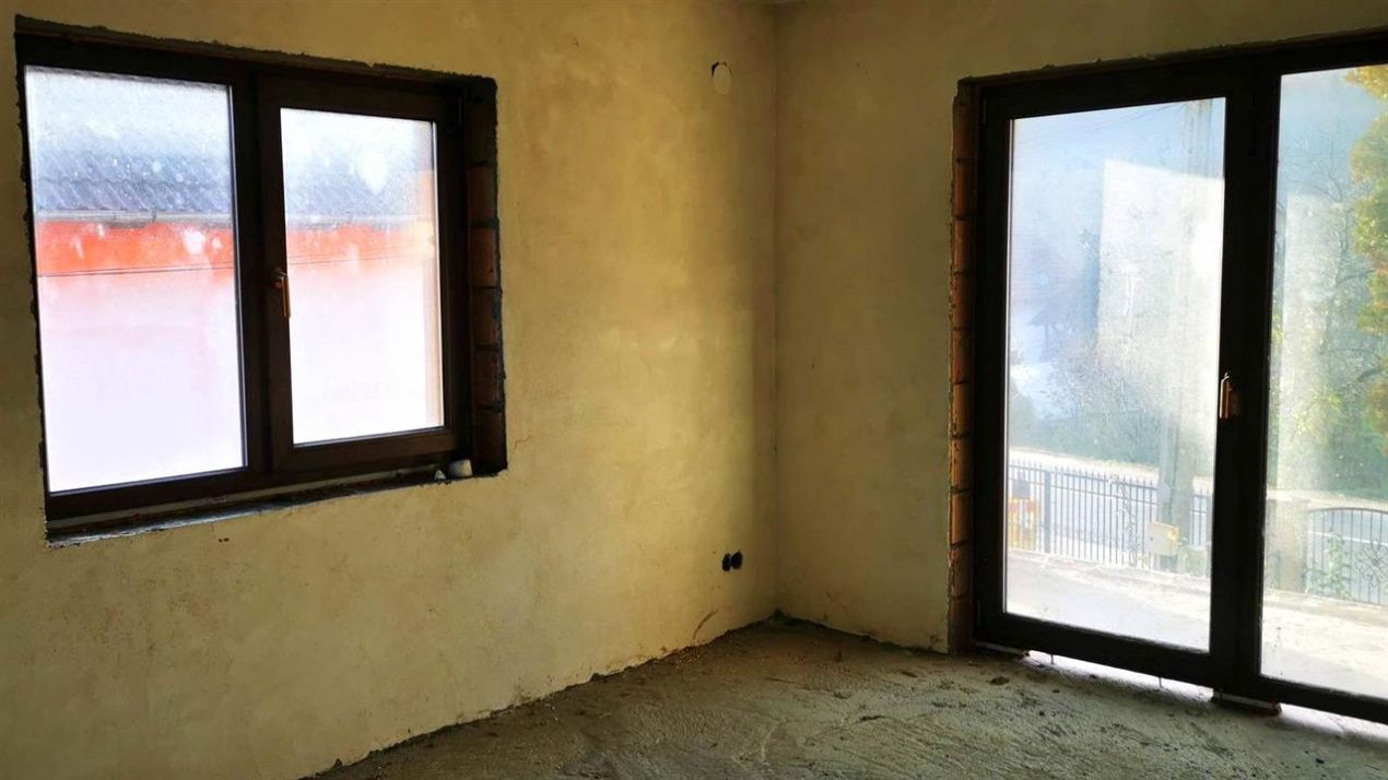 OLANESTI VILA CU TEREN GENEROS – fotografia 10 din 25