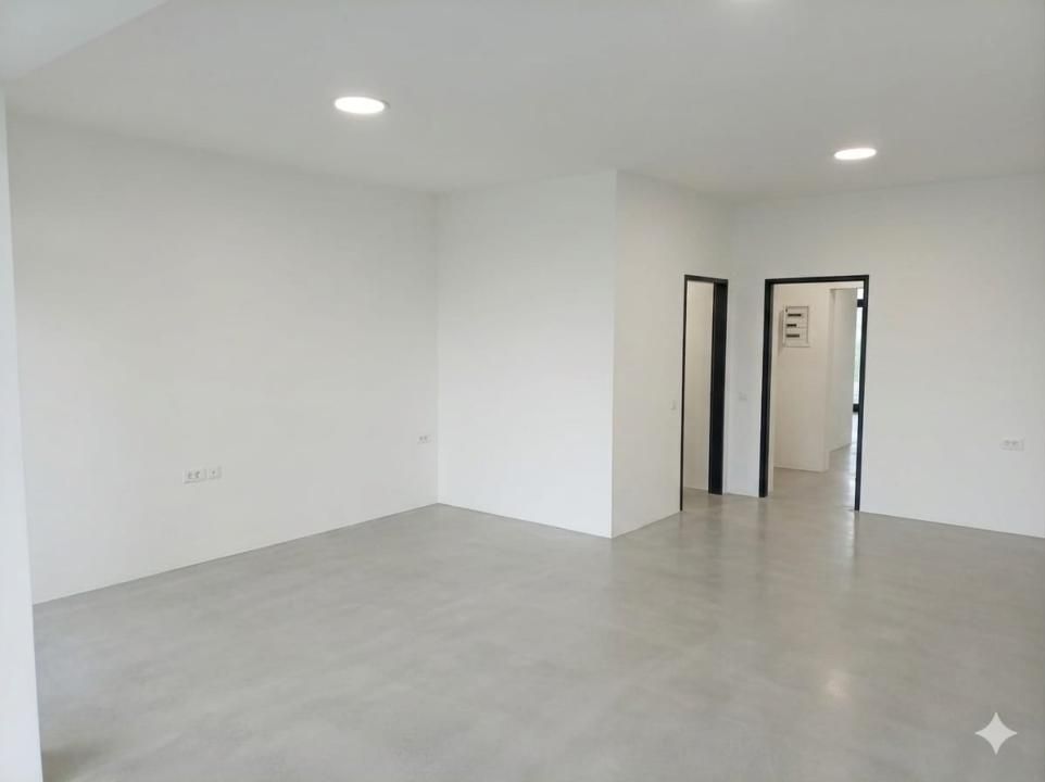 Spatii comerciale de inchiriat in Oradea, zona Calea Santandreiului – fotografia 4 din 9