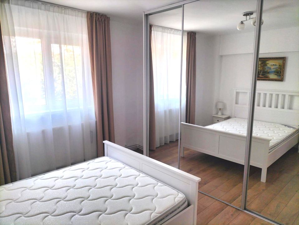 Apartament 3 camere 2 bai, parcare, CETATE mobilat si utilat complet – fotografia 2 din 14