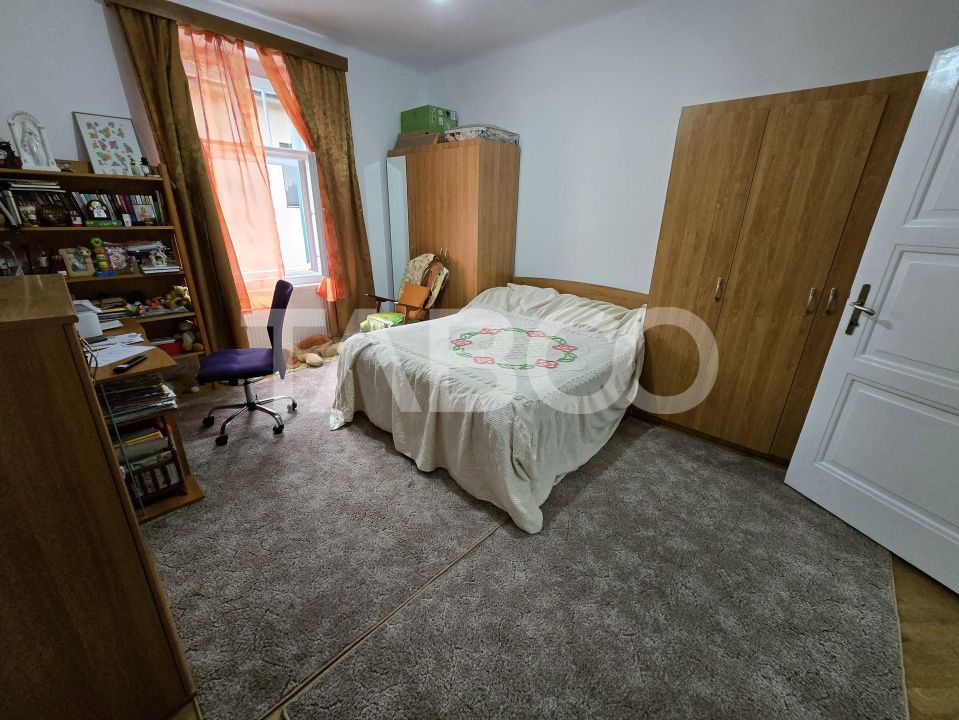 Apartament decomandat 4 camere 130mpu pivnita acces auto Orasul de Jos – fotografia 20 din 30