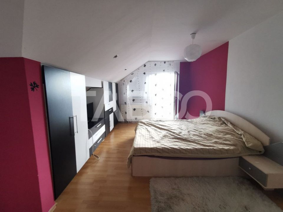 Casa in zona Centrala cu 8 camere mobilate teren 890 mp – fotografia 4 din 20