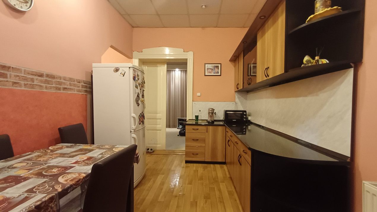 Casa cu 6 camere, singur in curte, zona Olosig, Oradea, Bihor – fotografia 8 din 14