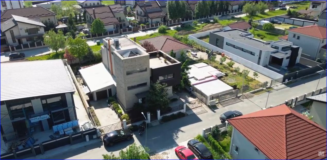Vilă de vânzare cu piscina și ieșire la lac în orașul Pantelimon – fotografia 1 din 26