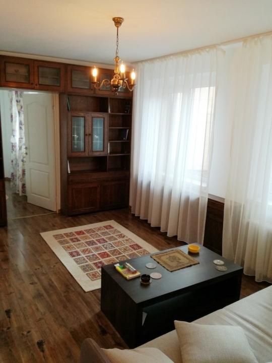 2 Camere de inchiriat | Universitate | Centrala proprie | Metrou – fotografia 3 din 12