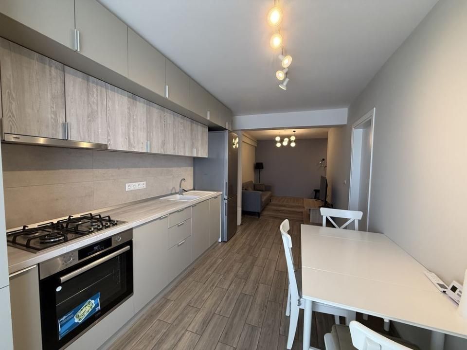 Apartament  2 camere, la cheie, zona Dambul Rotund – fotografia 4 din 8