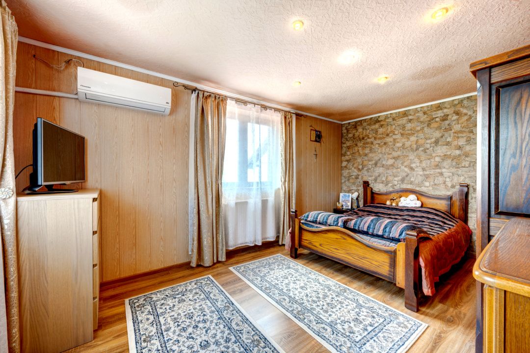 Afumați – Trandafirului, casă cărămidă 6 camere, teren 750 mp, 2 garaje – fotografia 17 din 19