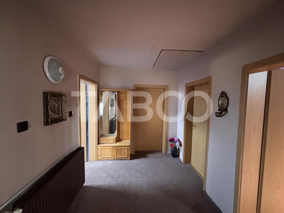 Casa individuala de vanzare cu 5 camere spatiu comercial 3 bai Sibiu – fotografia 21 din 23