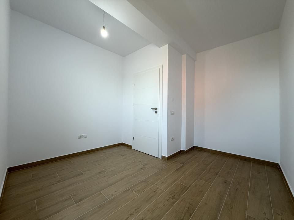 Duplex cu camera tehnica, 102mp utili, 350mp teren-Covaci – fotografia 10 din 21